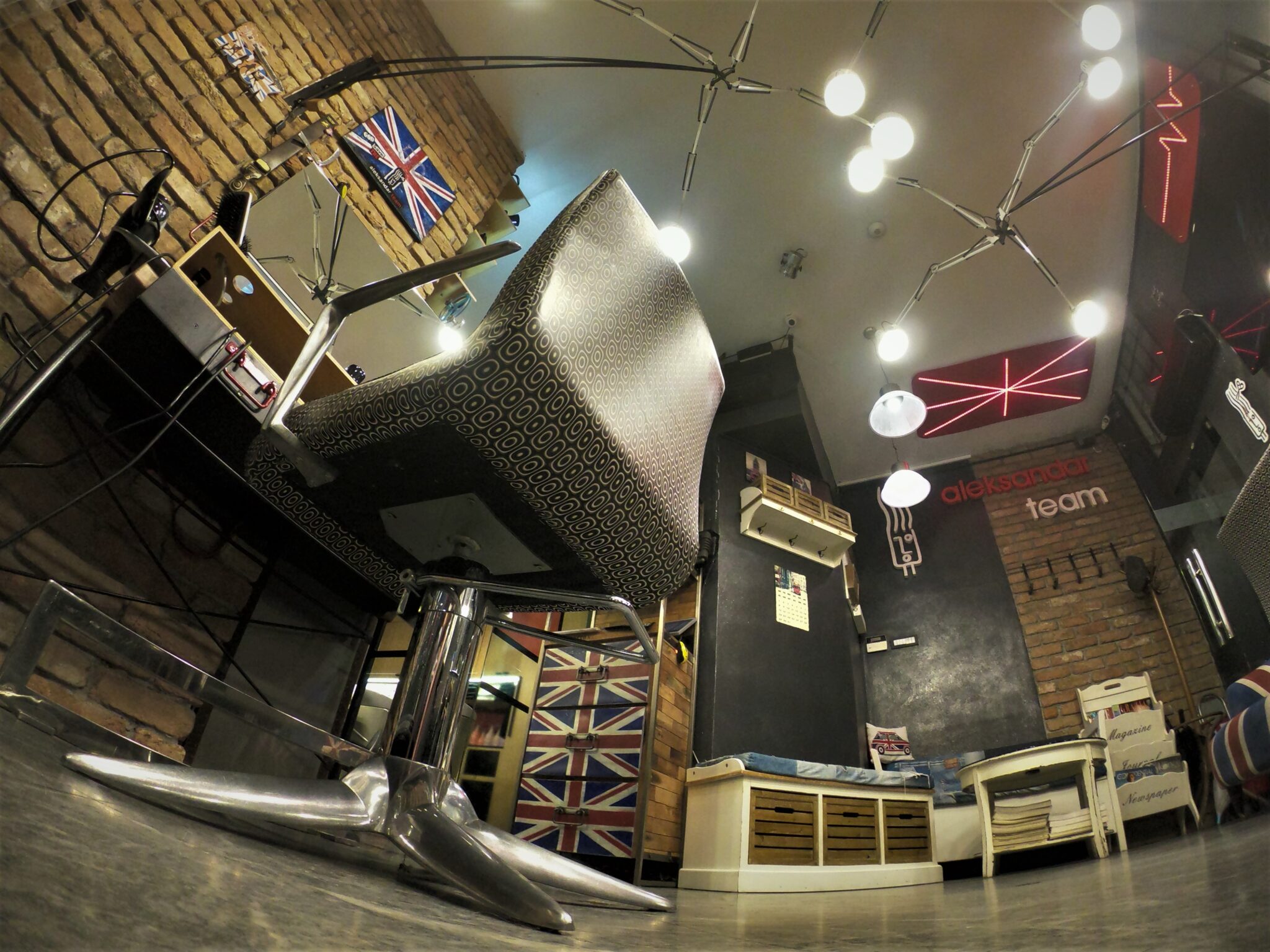 Salon-01